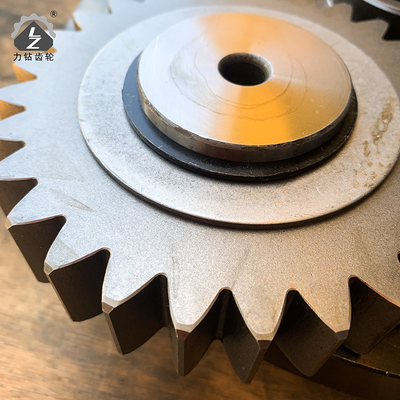 Lizuan R305-7 R335-7 Excavator Swing Gear Assembly